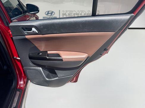 Used 2017 Kia Sportage SX image 29