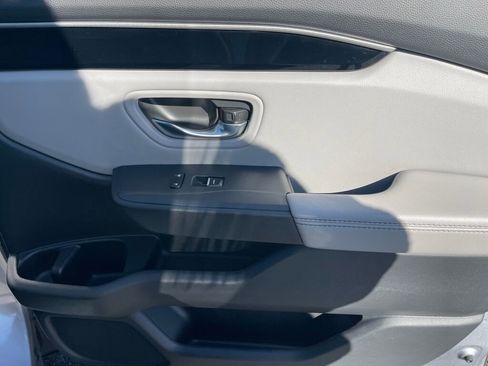 Used 2023 Honda Pilot EX-L image 34