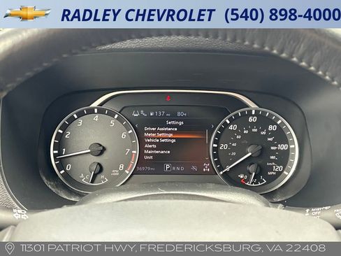 Used 2024 Nissan Frontier SV w/ SV Convenience Package image 16