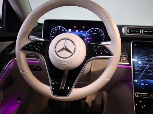 Used 2022 Mercedes-Benz S 580 4MATIC Sedan image 50