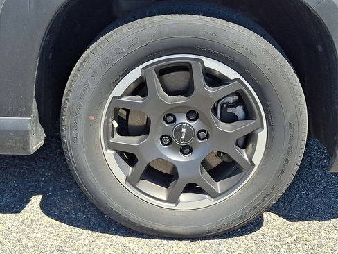 Used 2024 Honda Pilot EX-L image 8