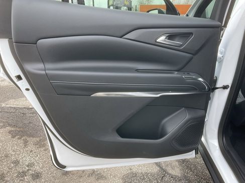 New 2026 Chevrolet Traverse LT image 23
