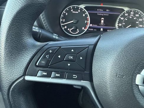 Used 2023 Nissan Sentra SV image 33