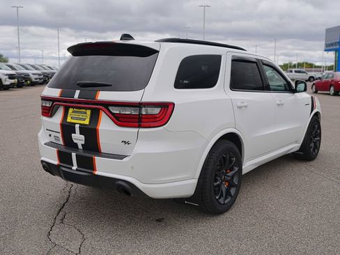 Used 2023 Dodge Durango R/T w/ Hemi Orange Plus Package AWD/4WD image 6