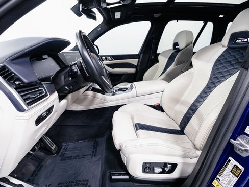 Used 2023 BMW X5 M image 7