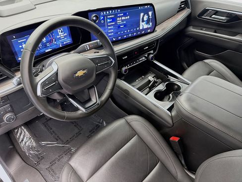 Used 2025 Chevrolet Tahoe LT AWD/4WD image 7