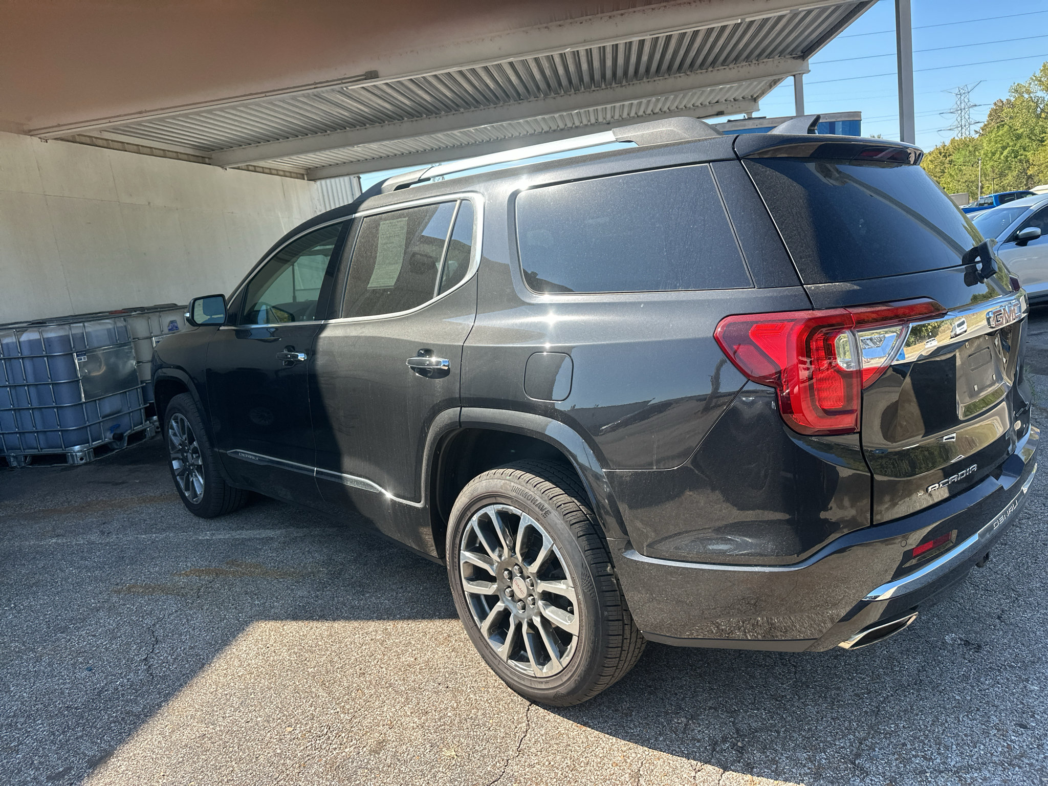 Used 2020 GMC Acadia Denali w/ Technology Package FWD image 7