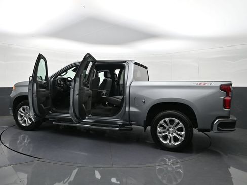 Certified 2025 Chevrolet Silverado 1500 LTZ AWD/4WD image 42