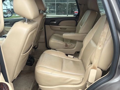 Used 2013 GMC Yukon Denali AWD/4WD image 10