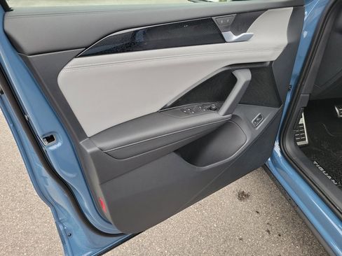 New 2026 Volkswagen Tiguan SE R-Line image 32