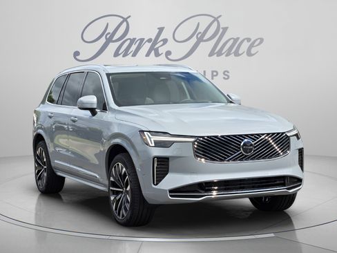 Used 2026 Volvo XC90 B6 Ultra w/ Protection Package AWD/4WD image 8