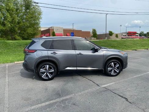 Used 2023 Nissan Rogue SL FWD image 8