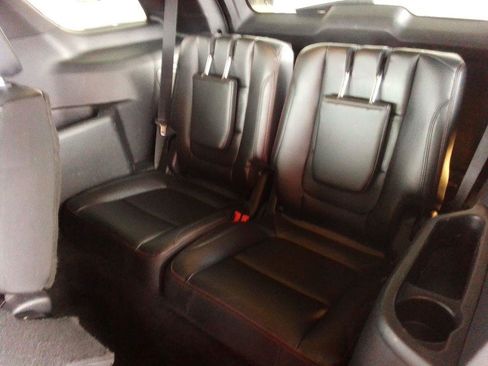 Used 2017 Ford Explorer Sport AWD/4WD image 14