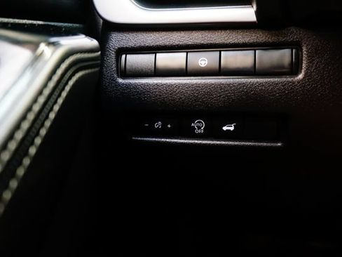 Certified 2023 Nissan Rogue SV AWD/4WD image 30