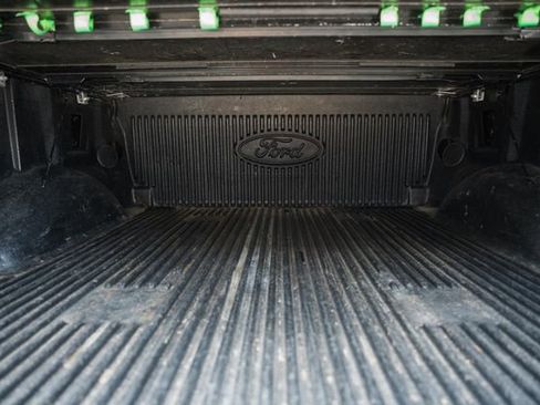 Used 2020 Ford F150 XLT image 10