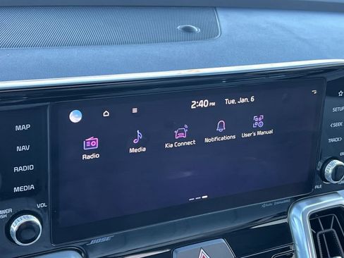 Used 2023 Kia Sorento SX Prestige image 19
