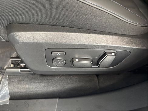 Used 2026 BMW X3 M50 w/ Premium Package image 25