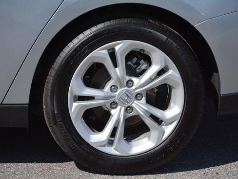 Used 2025 Honda Accord LX image 29