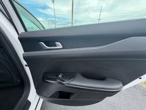 Used 2023 Kia K5 LXS image 16
