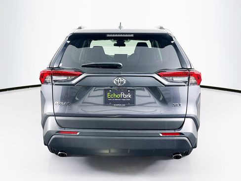 Used 2025 Toyota RAV4 XLE w/ Convenience Package FWD image 7