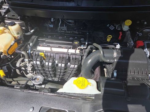 Used 2016 Dodge Journey SE w/ Flexible Seating Group FWD image 9