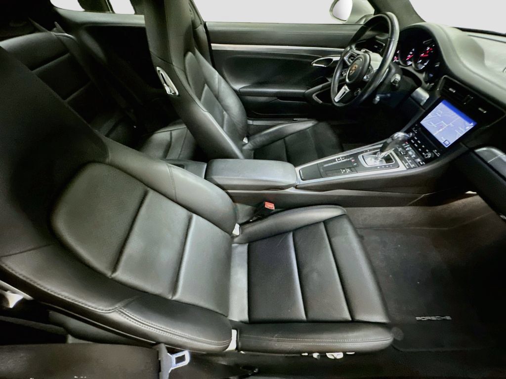 Certified 2018 Porsche 911 Carrera RWD image 27