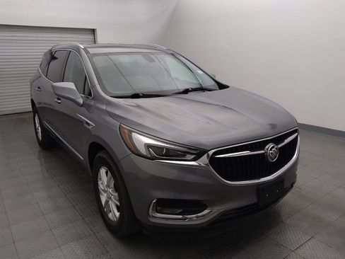 Used 2018 Buick Enclave Essence image 13