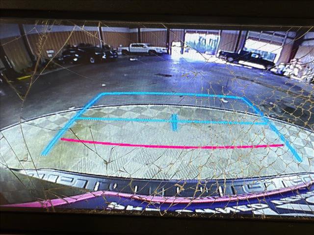 Used 2018 Toyota 4Runner SR5 AWD/4WD image 29