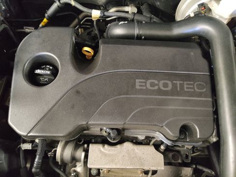 Used 2018 GMC Terrain SLT image 30