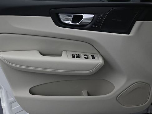 New 2026 Volvo XC60 T8 Ultra AWD/4WD image 10