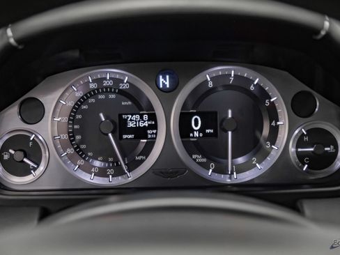 Used 2014 Aston Martin V8 Vantage S RWD image 87