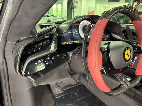 Used 2025 Ferrari SF90 Stradale XX image 32