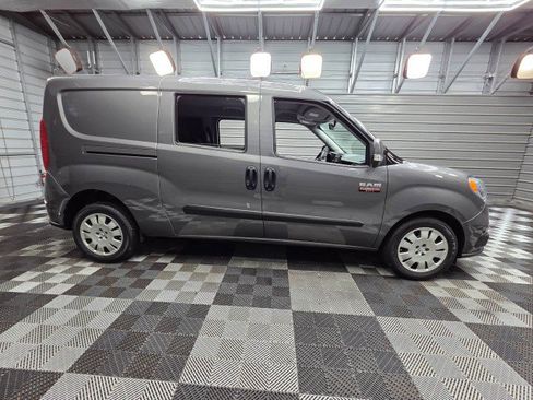 Used 2020 RAM ProMaster City SLT w/ Popular Equipment Group FWD image 9