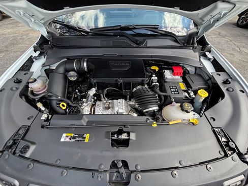 Used 2025 Jeep Compass Trailhawk w/ Trailer Tow Group image 32