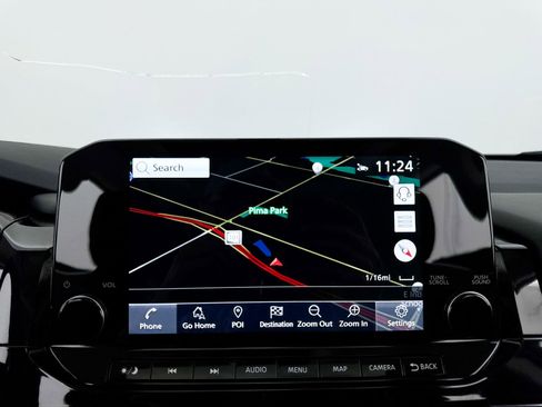 Used 2024 Nissan Pathfinder Platinum image 23