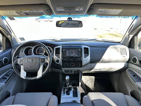 Used 2015 Toyota Tacoma 4x4 Double Cab w/ TRD Sport Package image 28