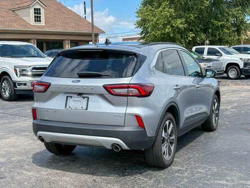 Used 2023 Ford Escape Platinum w/ Premium Technology Package AWD/4WD image 11
