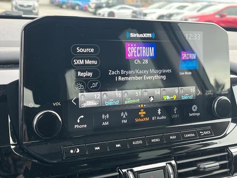 Used 2024 Nissan Pathfinder SL image 14