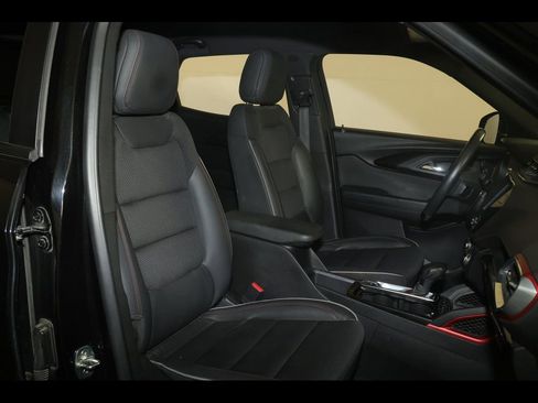 Used 2023 Chevrolet TrailBlazer RS w/ Convenience Package image 15