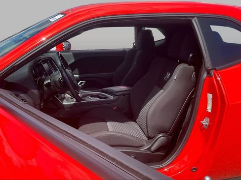Used 2022 Dodge Challenger R/T Scat Pack RWD image 7