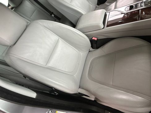 Used 2013 Jaguar XF 3.0 image 14