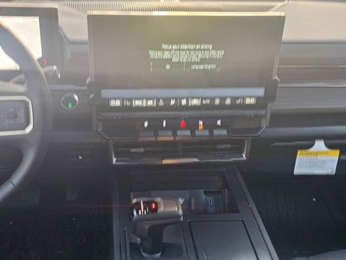 New 2025 GMC Hummer EV 3X w/ Battery Pack, 24 Module Pack AWD/4WD image 14