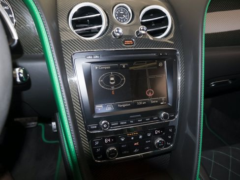 Used 2015 Bentley Continental GT3-R AWD/4WD image 24
