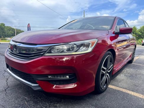 Used 2016 Honda Accord Sport image 3
