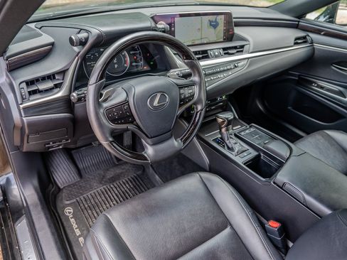 Used 2020 Lexus ES 350 w/ Premium Package FWD image 14