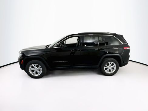 Used 2023 Jeep Grand Cherokee Limited AWD/4WD image 8