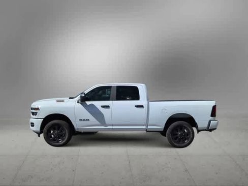 New 2026 RAM 3500 Big Horn AWD/4WD image 5