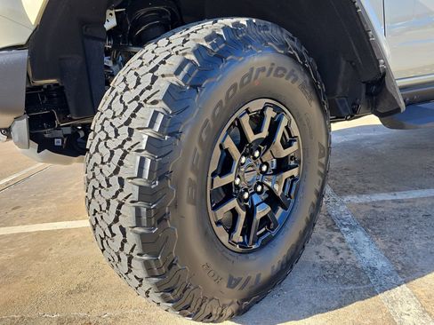 New 2025 Ford Bronco Raptor w/ Interior Carbon Fiber Pack AWD/4WD image 35