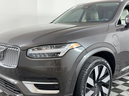 Used 2023 Volvo XC90 T8 Ultimate image 20