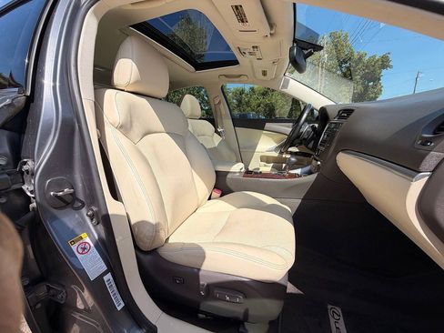 Used 2012 Lexus IS 250 w/ Premium Pkg Value Edition RWD image 13